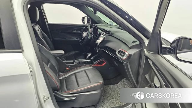 Chevrolet (GM Daewoo) Trailblazer 2023 Белый из Кореи, фото 2