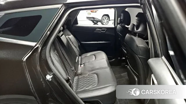 Kia Sportage 5th Generation Hybrid 2022 Черный из Кореи, фото 2