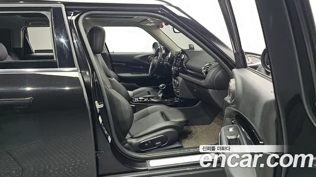 Mini Cooper Clubman 2019 Черный из Кореи, фото 2