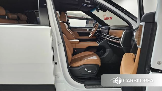 Hyundai Santa Fe (MX5) 2024 Белый из Кореи, фото 2