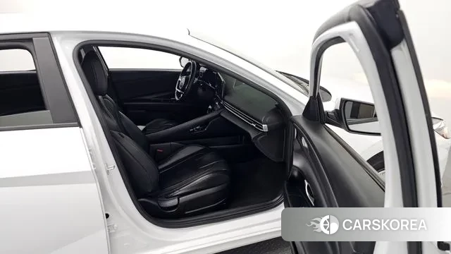 Hyundai Avante (CN7) 2021 Белый из Кореи, фото 2