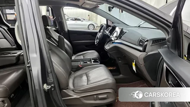 Honda Odyssey 2018 Серый из Кореи, фото 2