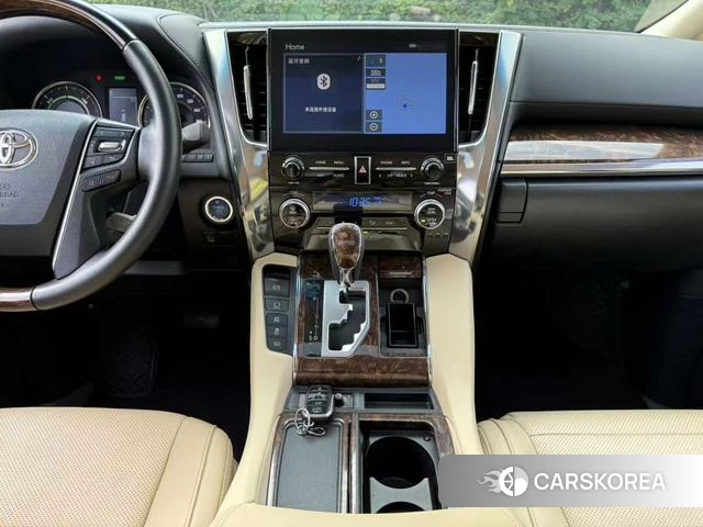Toyota Elfa 2021 Белый из Китая, фото 2
