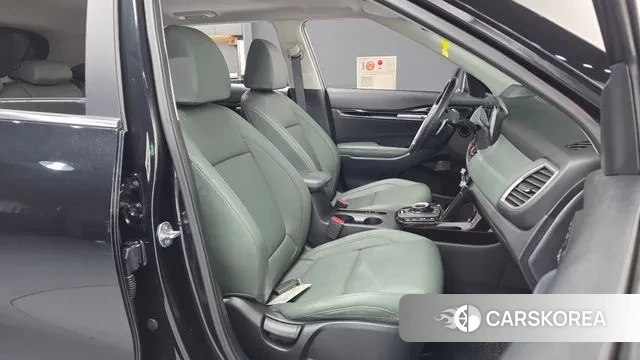 Kia The New Seltos 2023 Черный из Кореи, фото 2