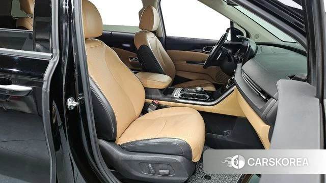 Kia Carnival 4th generation 2021 Черный из Кореи, фото 2