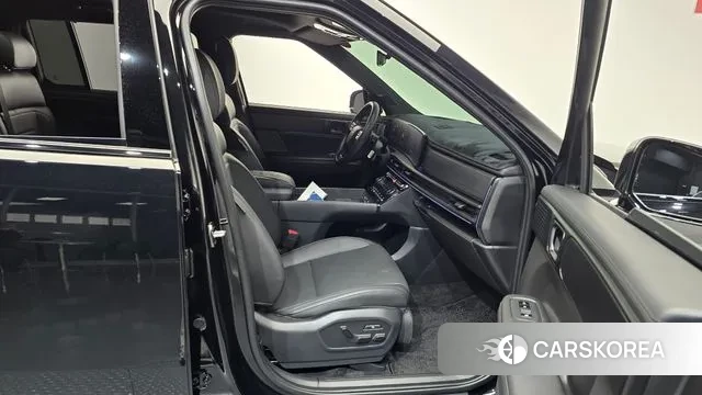 Hyundai Santa Fe (MX5) 2024 Черный из Кореи, фото 2