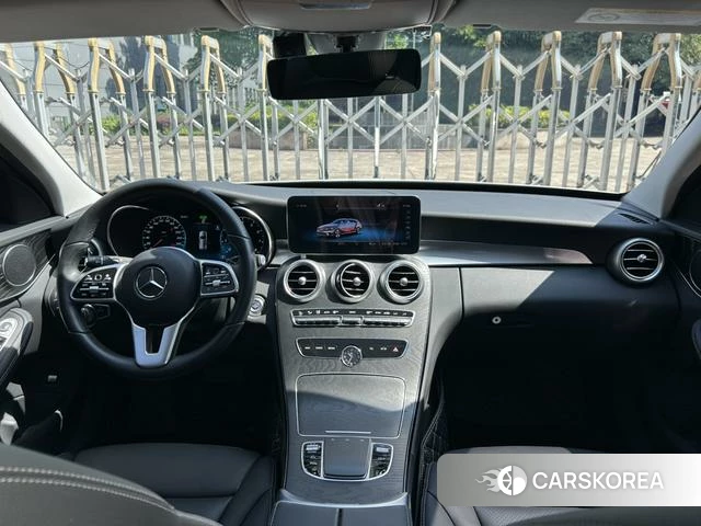 Mercedes-Benz Class C (imported) 2022 Белый из Китая, фото 2