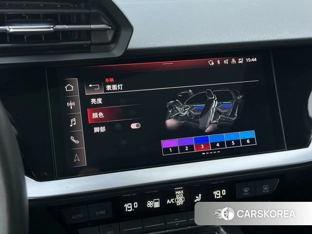 Audi A3 2021 Белый из Китая, фото 2