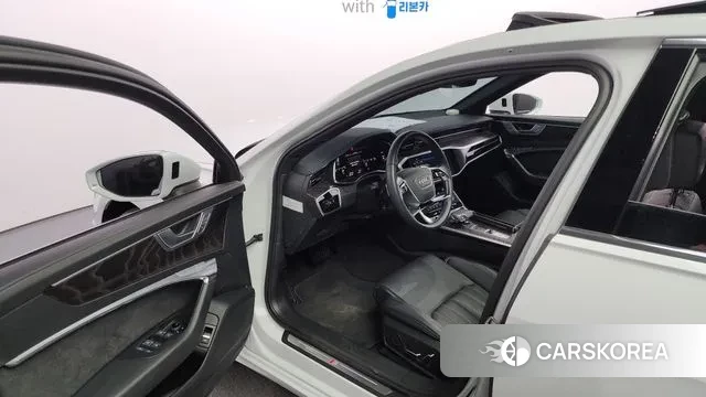 Audi A6 (C8) 2022 Белый из Кореи, фото 2