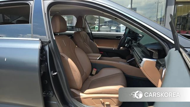 Hyundai Grandeur (GN7) 2023 Серый из Кореи, фото 2