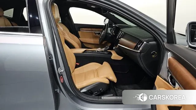 Volvo S90 2019 Серый из Кореи, фото 2