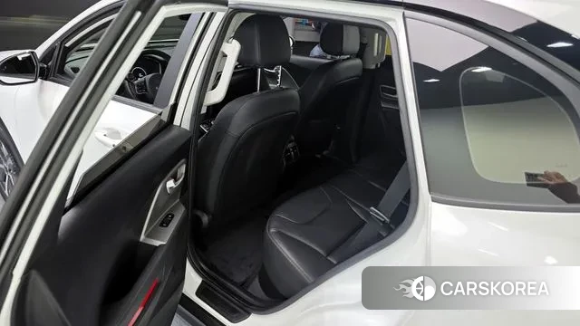 Kia Niro Plus 2022 Белый из Кореи, фото 2