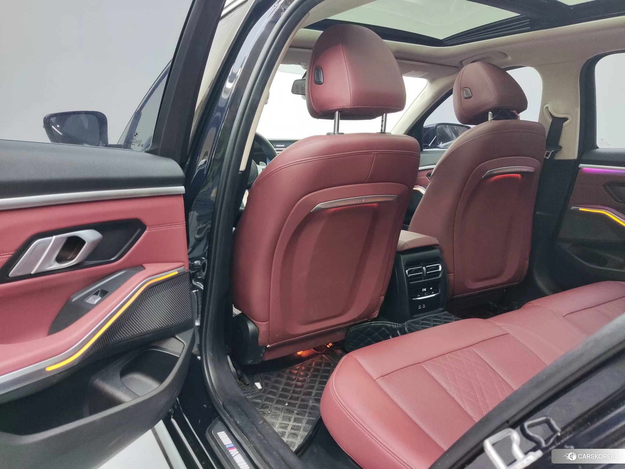BMW 3 series 2022 Черный из Китая, фото 2