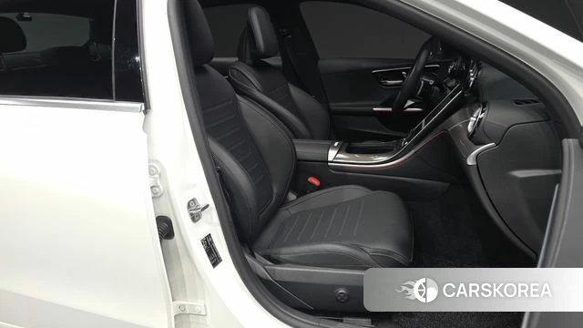 Mercedes-Benz C-Class W206 2023 Белый из Кореи, фото 2