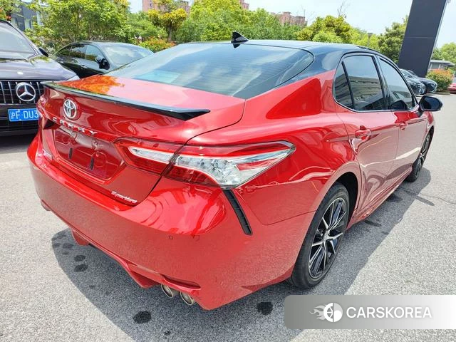 Toyota Camry 2022 Красный из Китая, фото 2