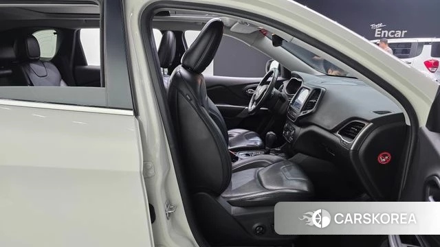 Jeep Cherokee (KL) 2018 Белый из Кореи, фото 2