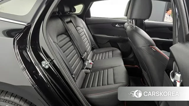 Kia The New K3 2nd generation 2024 Черный из Кореи, фото 2