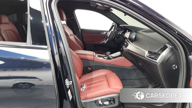 BMW X6 (G06) 2020 Черный из Кореи, фото 2