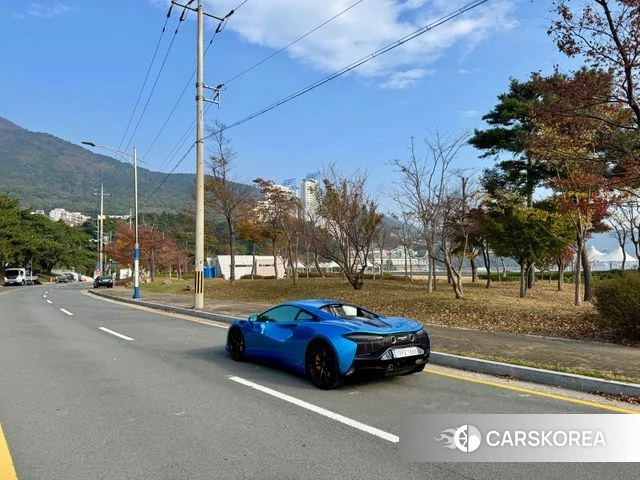 McLaren Artura 2024 Синий из Кореи, фото 2