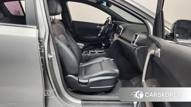 Kia Sportage The Bold 2020 Серебряный из Кореи, фото 2