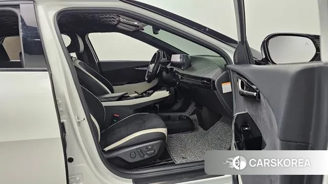 Kia EV6 2022 Белый из Кореи, фото 2