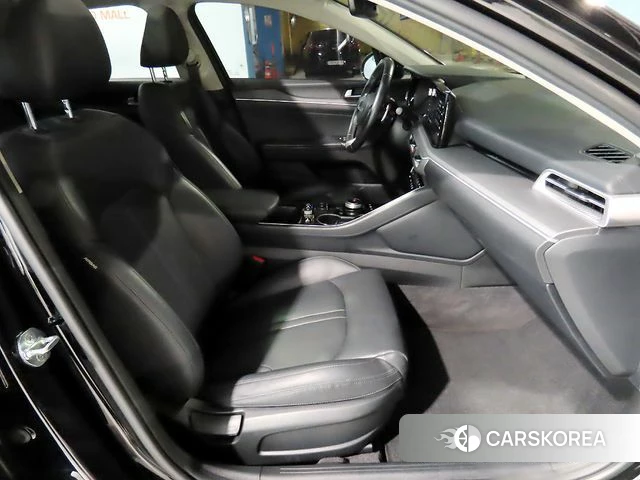 Kia K5 3rd generation 2021 Черный из Кореи, фото 2