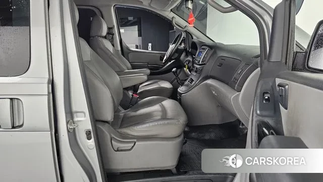 Hyundai The New Grand Starex 2018 Серебряный из Кореи, фото 2