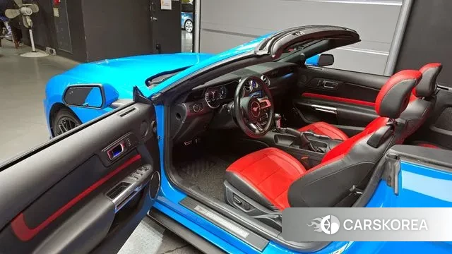 Ford Mustang 2022 Синий из Кореи, фото 2