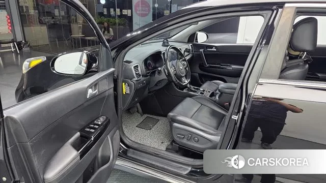 Kia Sportage 4th Generation 2018 Черный из Кореи, фото 2