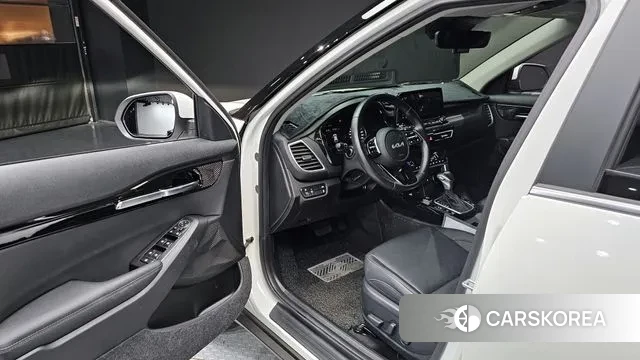 Kia Seltos 2022 Белый из Кореи, фото 2