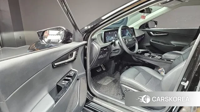 Kia EV6 2023 Черный из Кореи, фото 2