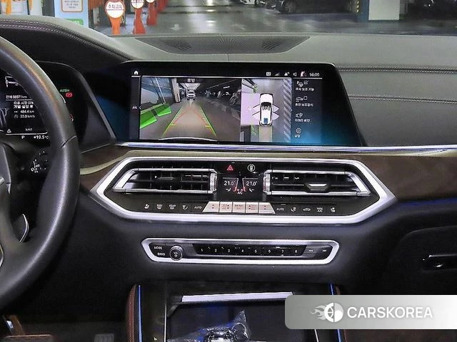 BMW X5 (G05) 2022 Белый из Кореи, фото 2