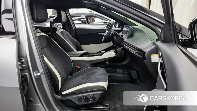 Kia EV6 2022 Серебряный из Кореи, фото 2