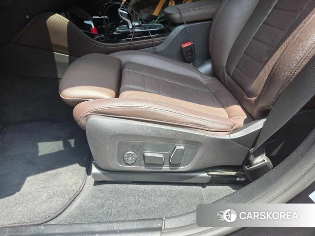 BMW X4 (G02) 2025 Черный из Кореи, фото 2