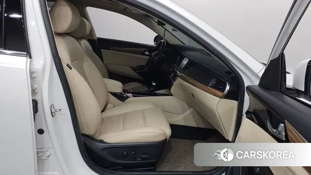 Kia Come New K7 2018 Белый из Кореи, фото 2