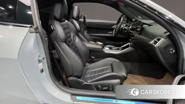 BMW 4 Series (G22) 2024 Цвет галактики из Кореи, фото 2