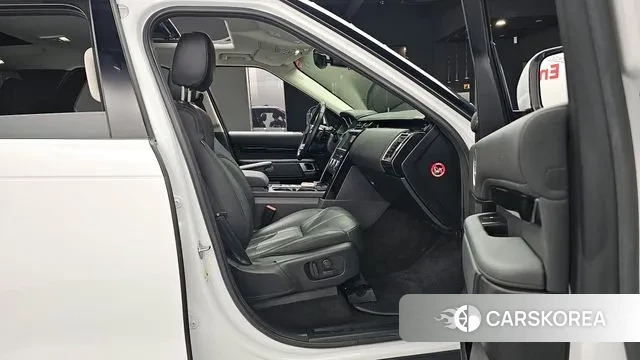 Land Rover Discovery 5 2018 Белый из Кореи, фото 2