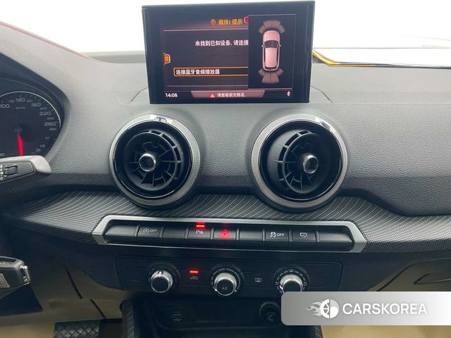 Audi Q2L 2022 Черный из Китая, фото 2