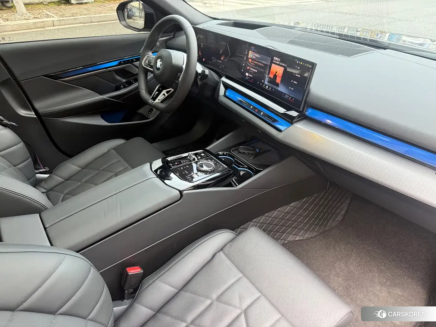 BMW 5 series 2026 Черный из Китая, фото 2