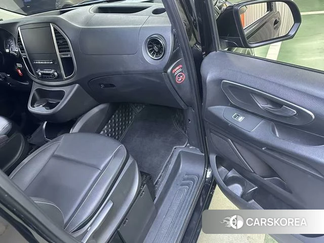 Mercedes-Benz Vito 2023 Черный из Китая, фото 2