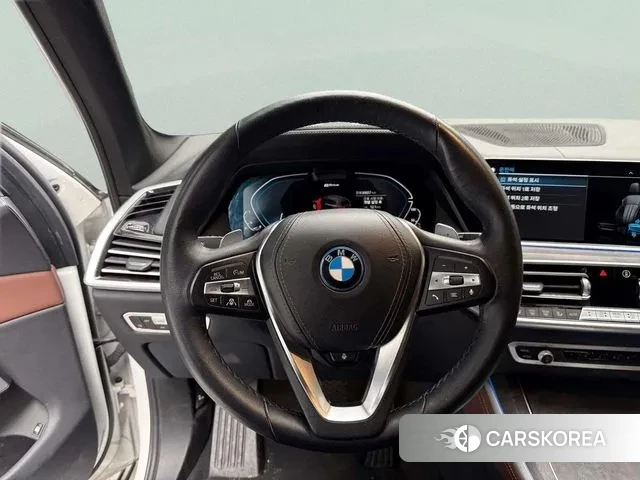 BMW X5 (G05) 2023 Белый из Кореи, фото 2