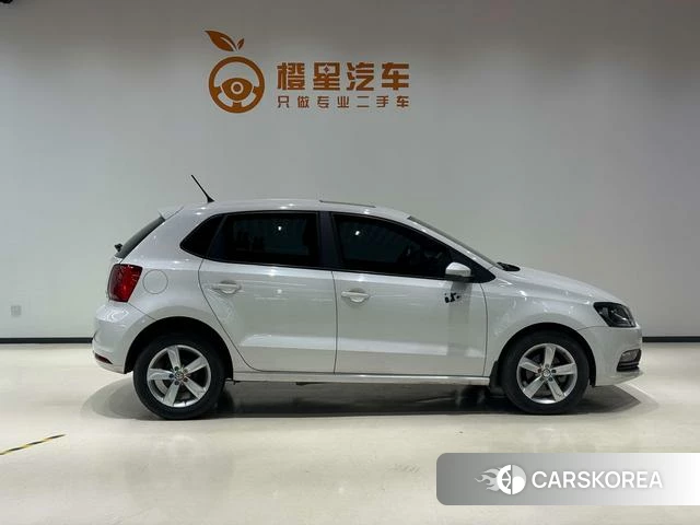 Volkswagen Polo 2018 Белый из Китая, фото 2