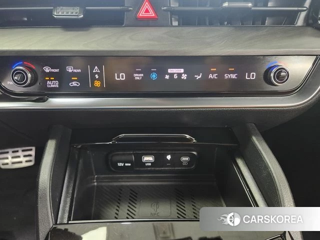 Kia Sportage 5th Generation Hybrid 2023 Белый из Кореи, фото 2