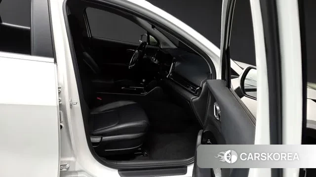 Kia Sportage 5th Generation 2021 Белый из Кореи, фото 2