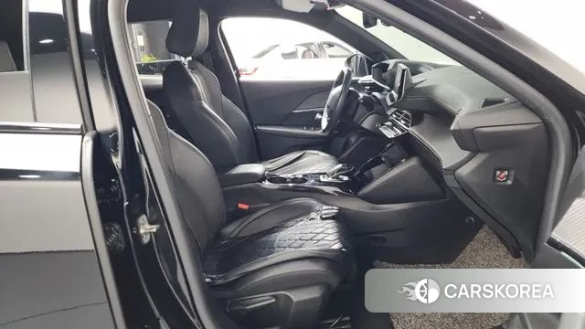 Peugeot e-2008 second generation 2021 Черный из Кореи, фото 2