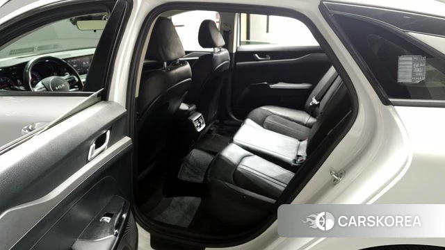 Kia K5 3rd generation 2021 Белый из Кореи, фото 2