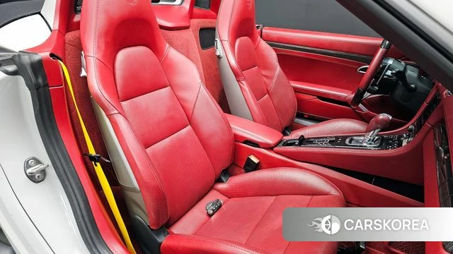 Porsche 718 Boxster 2019 Серебристо-серый из Кореи, фото 2