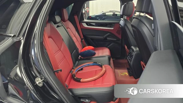 Porsche Cayenne (PO536) 2024 Черный из Кореи, фото 2