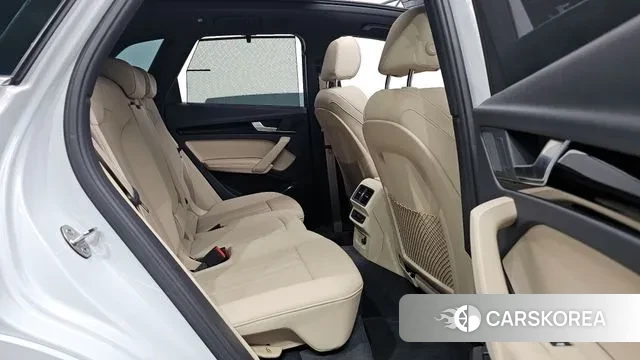 Audi Q5 (FY) 2024 Белый из Кореи, фото 2