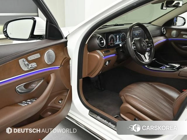 Mercedes-Benz E-Class W213 2019 Белый из Кореи, фото 2
